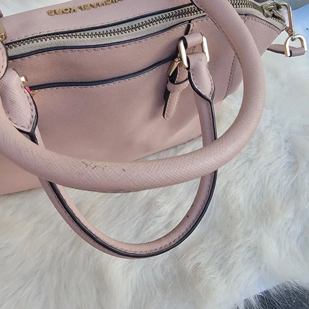 Michael Kors please note